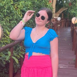 Meet your Posher, Madeleine